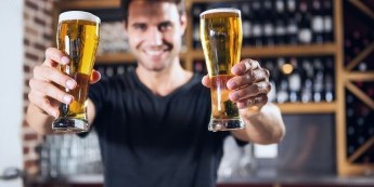 Revision des Alkoholgesetzes abgesoffen - Happy-Hours-Verbot bleibt