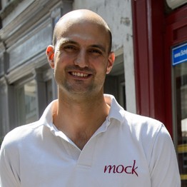 Café Mock – Wirten zwischen Backstube und Cappuccino Café Mock – Wirten zwischen Backstube und Cappuccino